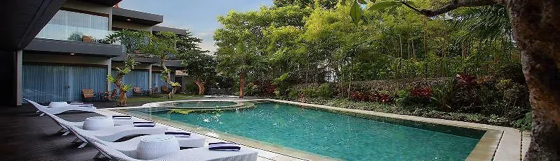 Del Cielo Villa Jimbaran מלון